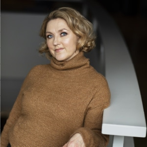 Presentatör: Susanna Levonen